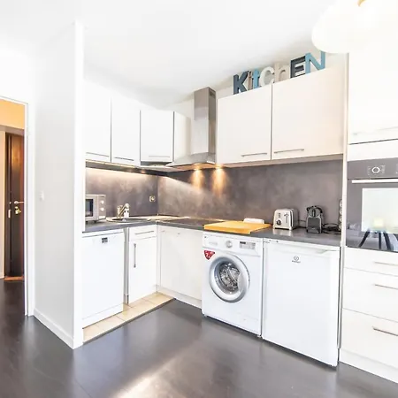 Revon Centre Ville Apartment Annecy